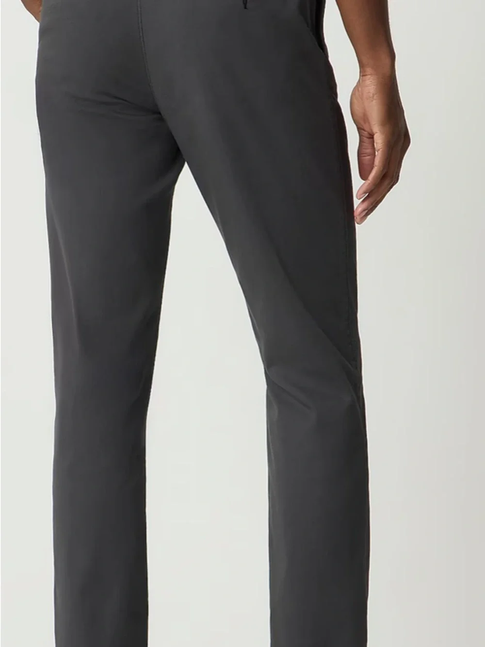 J.Crew Men’s Essex Classic Fit 100% Cotton Chinos in Size 32Wx34L